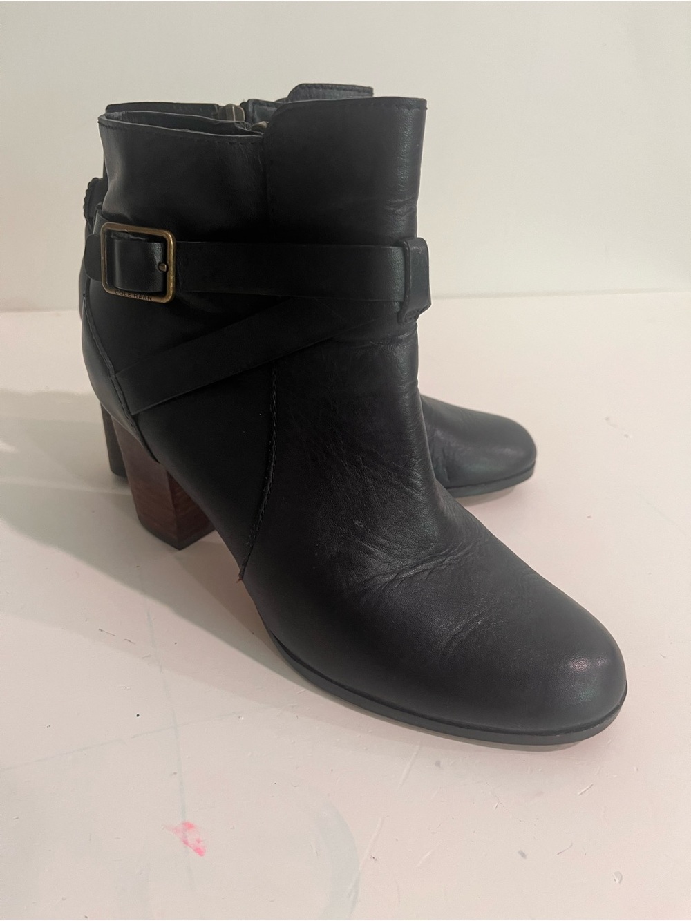 Cole Haan Black Leather Ankle Boots Buckle Wrap Heels Size 7B